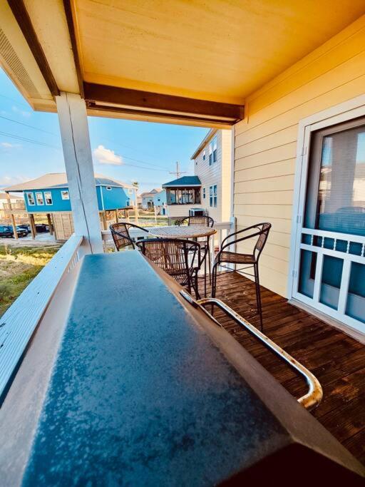 Sunny Delight - Sleeps 10 - Generous Space! Bolivar Peninsula Esterno foto