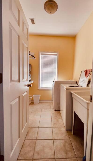 Sunny Delight - Sleeps 10 - Generous Space! Bolivar Peninsula Esterno foto