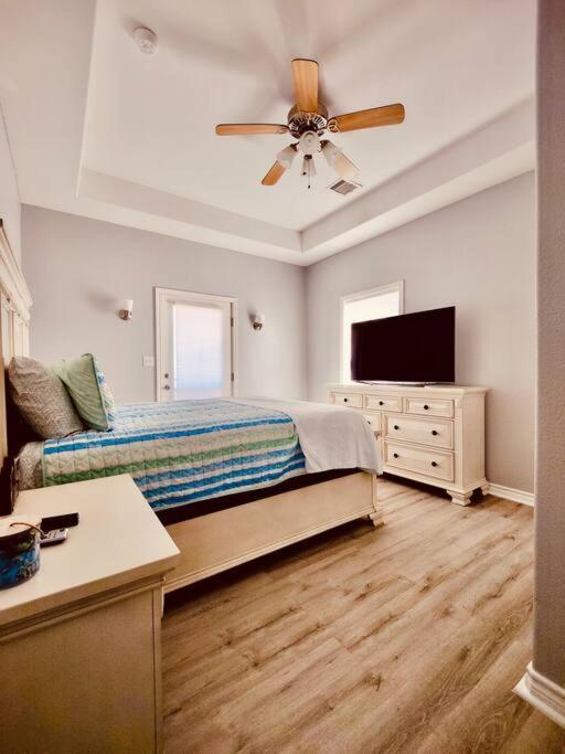 Sunny Delight - Sleeps 10 - Generous Space! Bolivar Peninsula Esterno foto