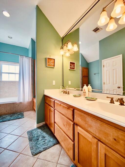 Sunny Delight - Sleeps 10 - Generous Space! Bolivar Peninsula Esterno foto